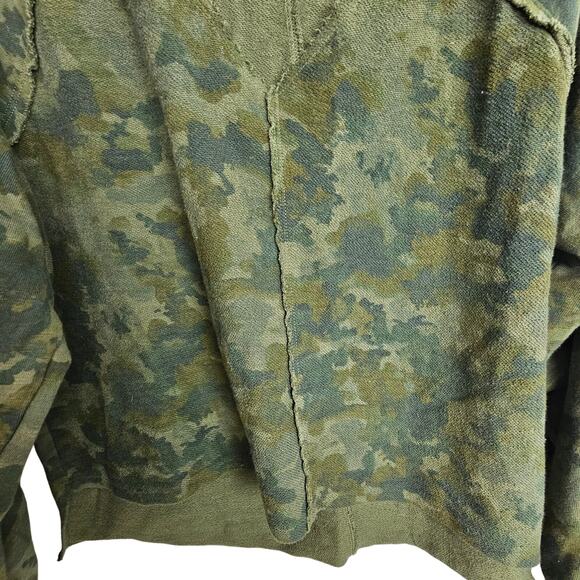 PILCRO Anthropologie Camo Reworked Popover V-Neck Boxy Hi-Low Sweatshirt Size L - Picture 4 of 10
